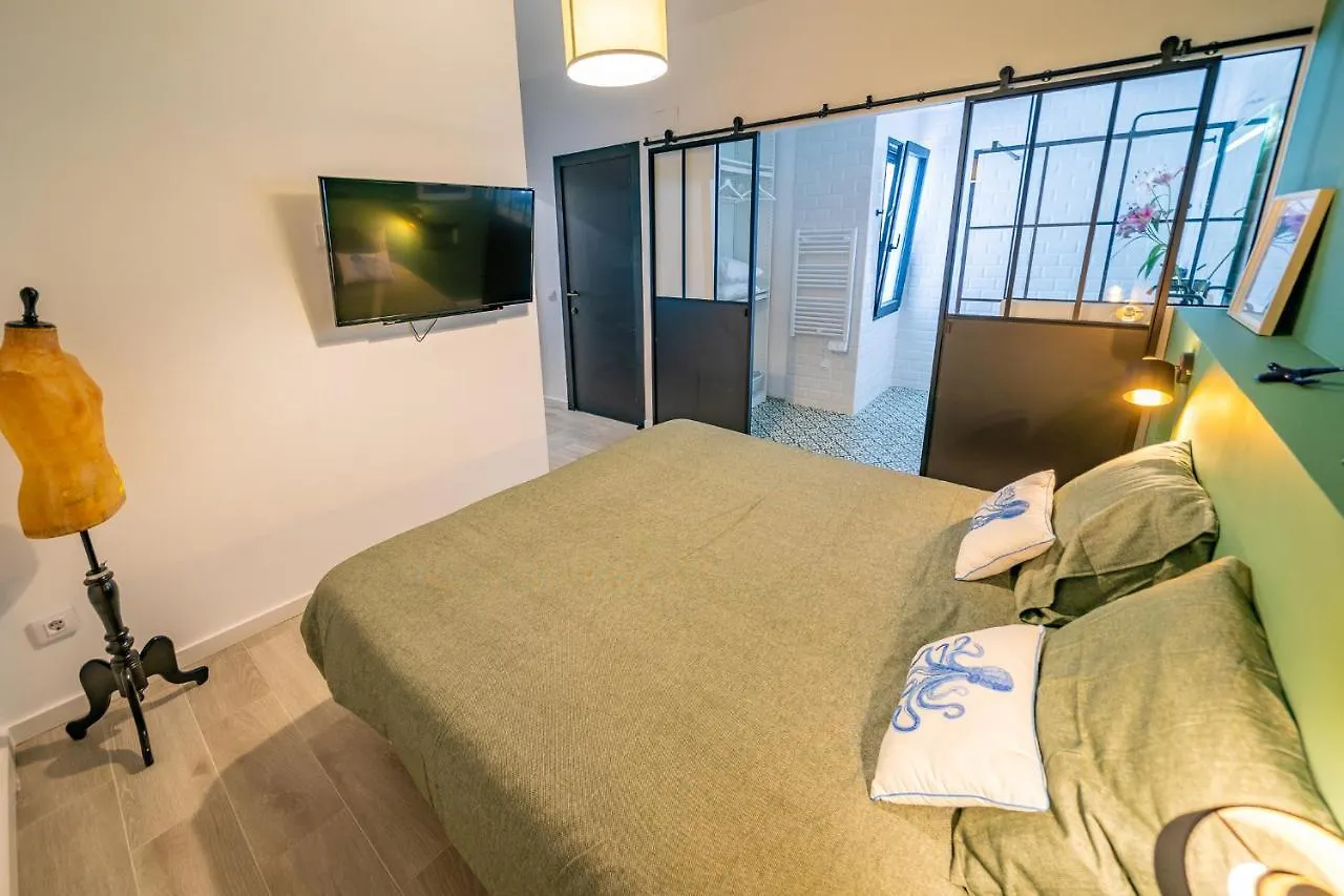 Can Martinez Calella Beach Boutique Apartment Ισπανία